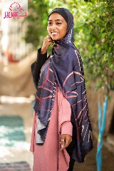 Scarf with kashmeir stripes on a black background