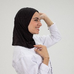مصنع جميلة تلبيسه حجاب صغير اسود